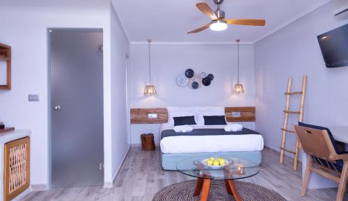 Glykeria Suite with Sea View