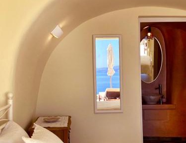 Superior Villa with hot jacuzzi and Caldera View