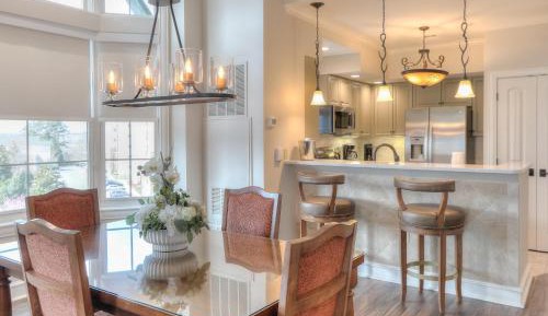 Penthouse Three Bedroom Riverview Condo - Three Kings
