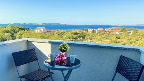 Studio Apartment with Sea View