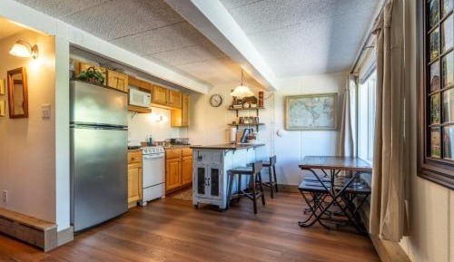 One-Bedroom Condo