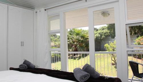 Double Room with Balcony and Garden View