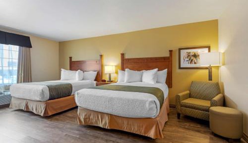 Queen Room with Two Queen Beds - Non-Smoking
