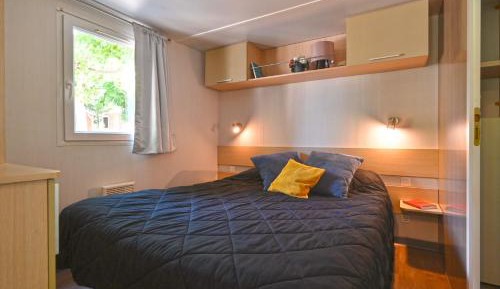 One-Bedroom Bungalow