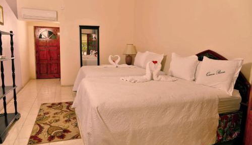 Deluxe Queen Room with Two Queen Beds