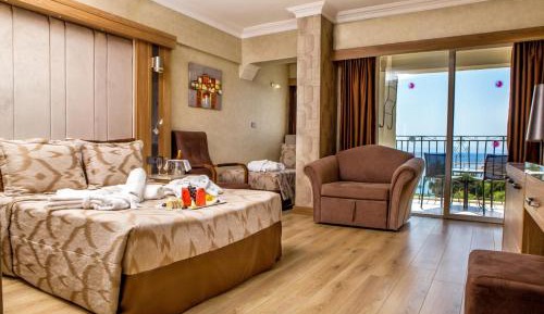 Standard Room with Sea View with Balcony