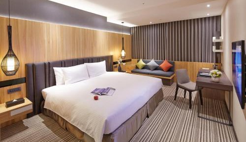 Deluxe Double Room with Bath