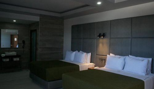 Deluxe Queen Room with Two Queen Beds