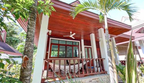 Superior Bungalow Garden View