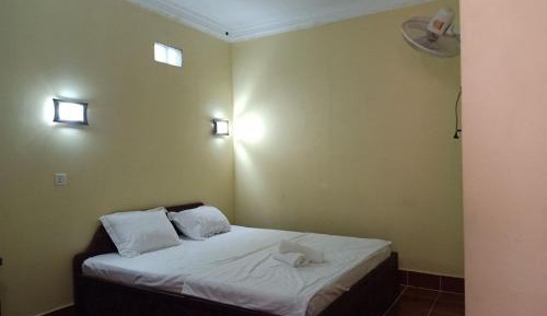 Bungalow with Fan