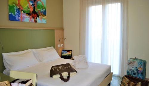 Single Room with Garden View