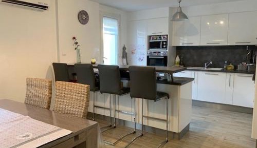 Holiday Home (4 Adults)