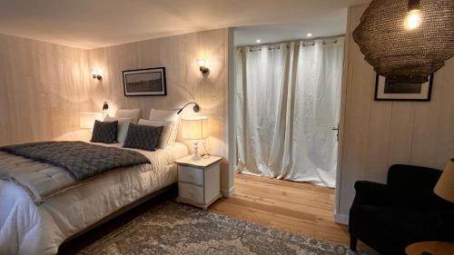 Queen Room with Garden View