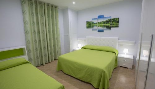 Triple Room with Private Bathroom
