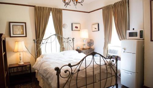 Double Room with Shared Bathroom