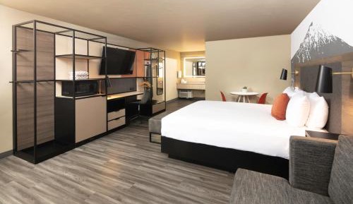 Premium Room, with California King Bed - Disability Access
