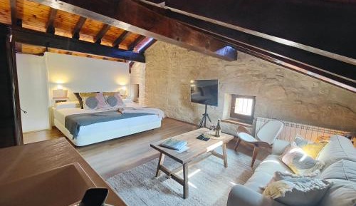 Superior King Suite