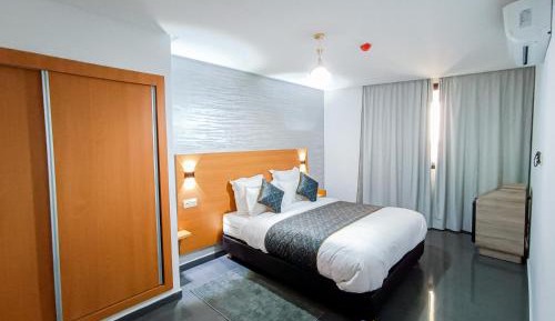 Standard Double Suite