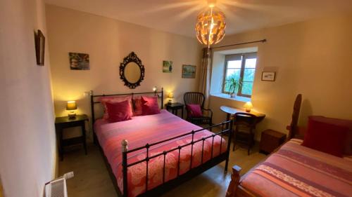 Triple Room with Private Bathroom