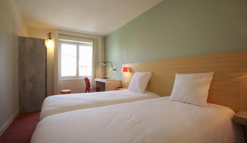 Standard Two Single Bed