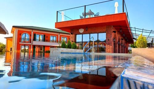 Villa Delux (6 adults + 1 children)