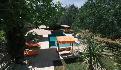 Quadruple Room with Private Bathroom