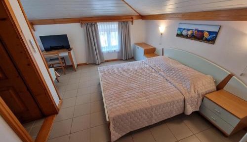 Deluxe Triple Room with Sea View