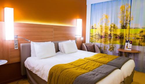 Classic Room with 2 Single Beds
