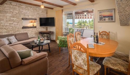 Apartment with Sea View