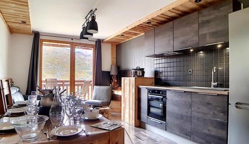 Apartment (10 Adults)