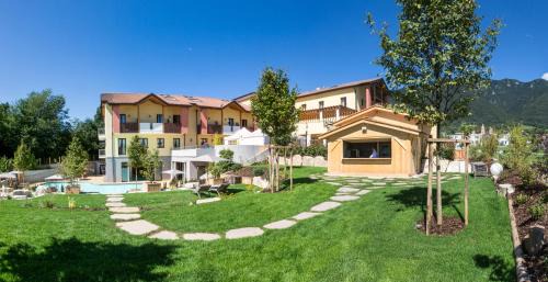 Superior Room with Pool and Spa access