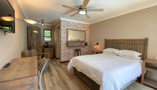 Courtyard Room Double Bed