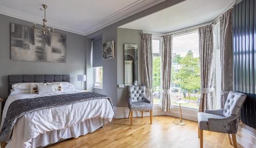 Single Room with Bathroom