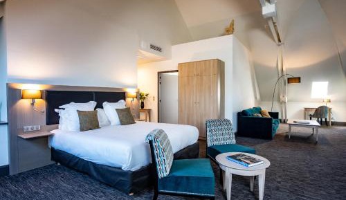 Superior King Suite