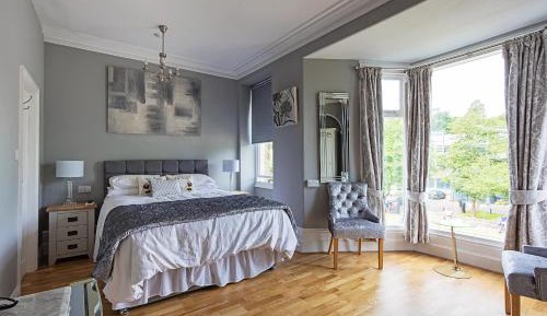 Deluxe Double Room with Shower