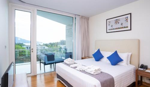 Deluxe King with balcony