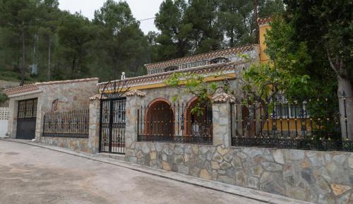Six-Bedroom House
