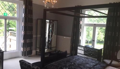 Suite with Garden View