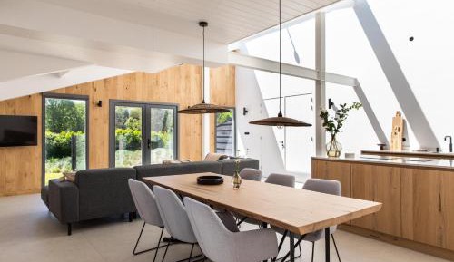 Apartment with Garden View