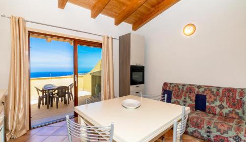 Superior One-Bedroom Apartment