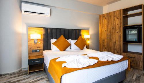 Deluxe Double Room with Sea View