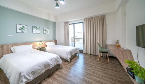 Double or Twin Room with Bathroom