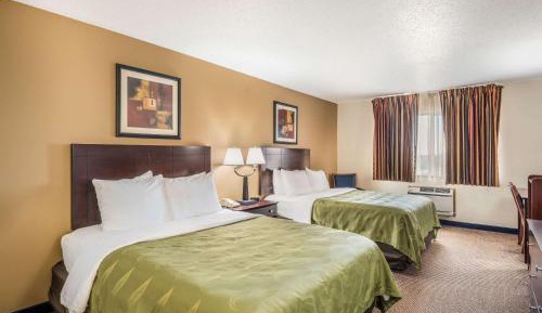 Queen Room with Two Queen Beds - Non-Smoking