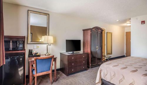 King Room - Accessible/Non-Smoking