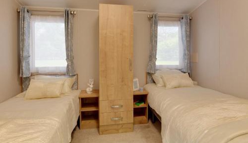 4 Berth Luxury Caravan Accessible Pet Free