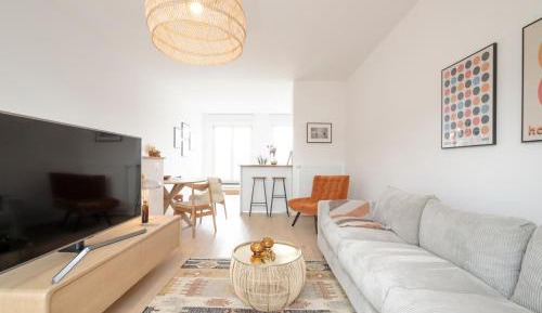 Apartment with Terrace