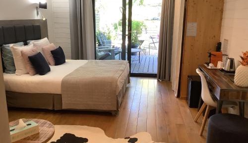 Large Double Room