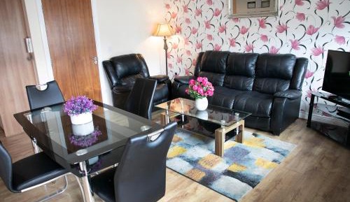 Two-Bedroom Apartment (4 Adults)