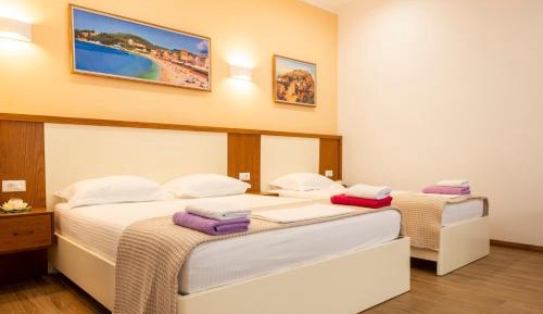 Basic Triple Room