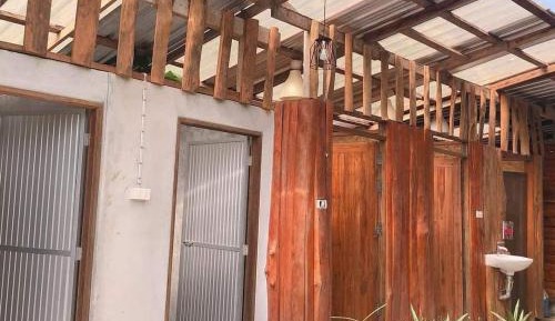 Twin Room with Shared Toilet